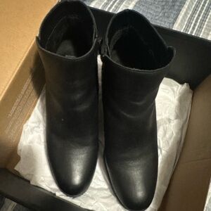 Naturalizer Veda Sleek Black Boots